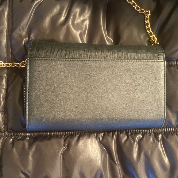Bebe crossbody wallet - Picture 2 of 13